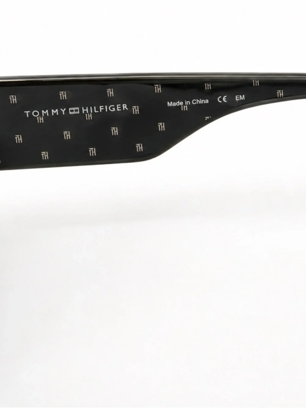 Tommy Hilfiger tommy hilfiger
